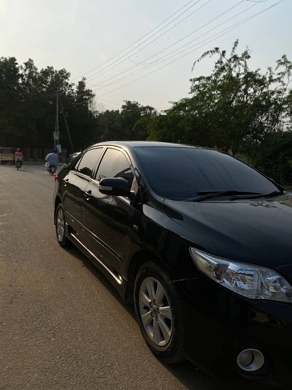 Toyota Corolla Altis 2010 4