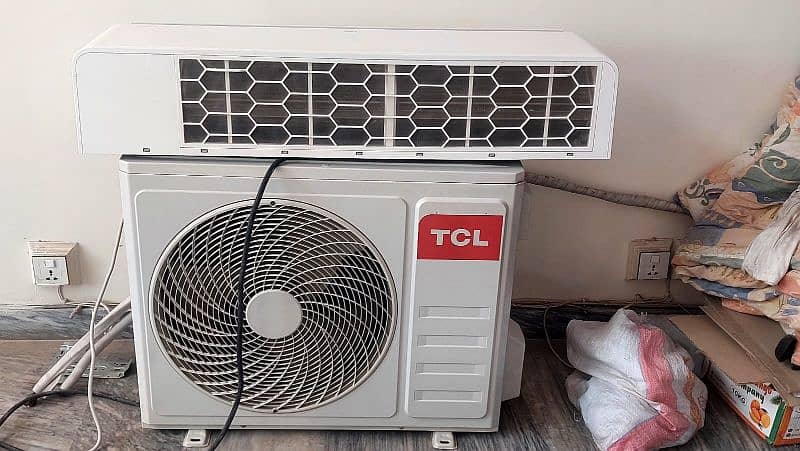 Tcl Split AC 0