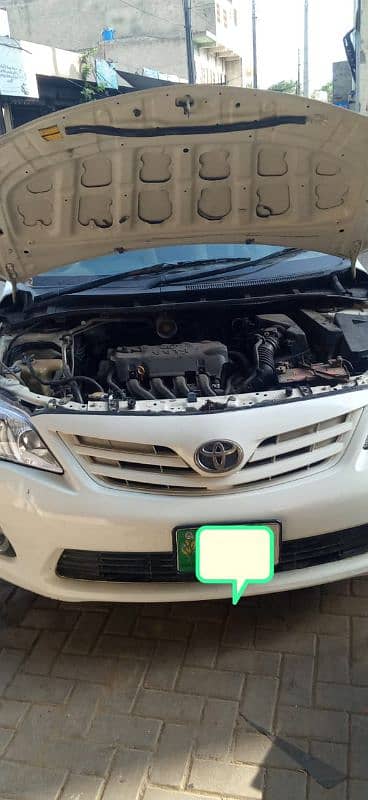 Toyota Corolla XLI 2011/2012  Never been into any accident 6