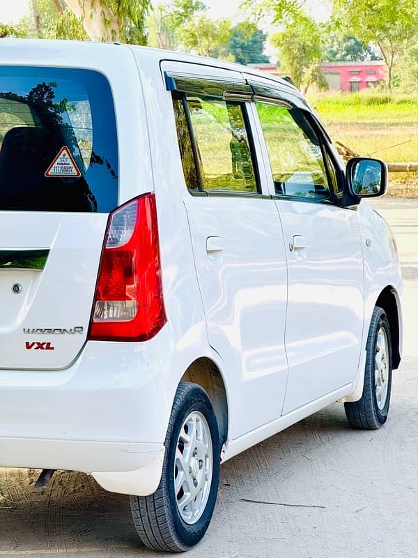 Suzuki Wagon R 2019 11