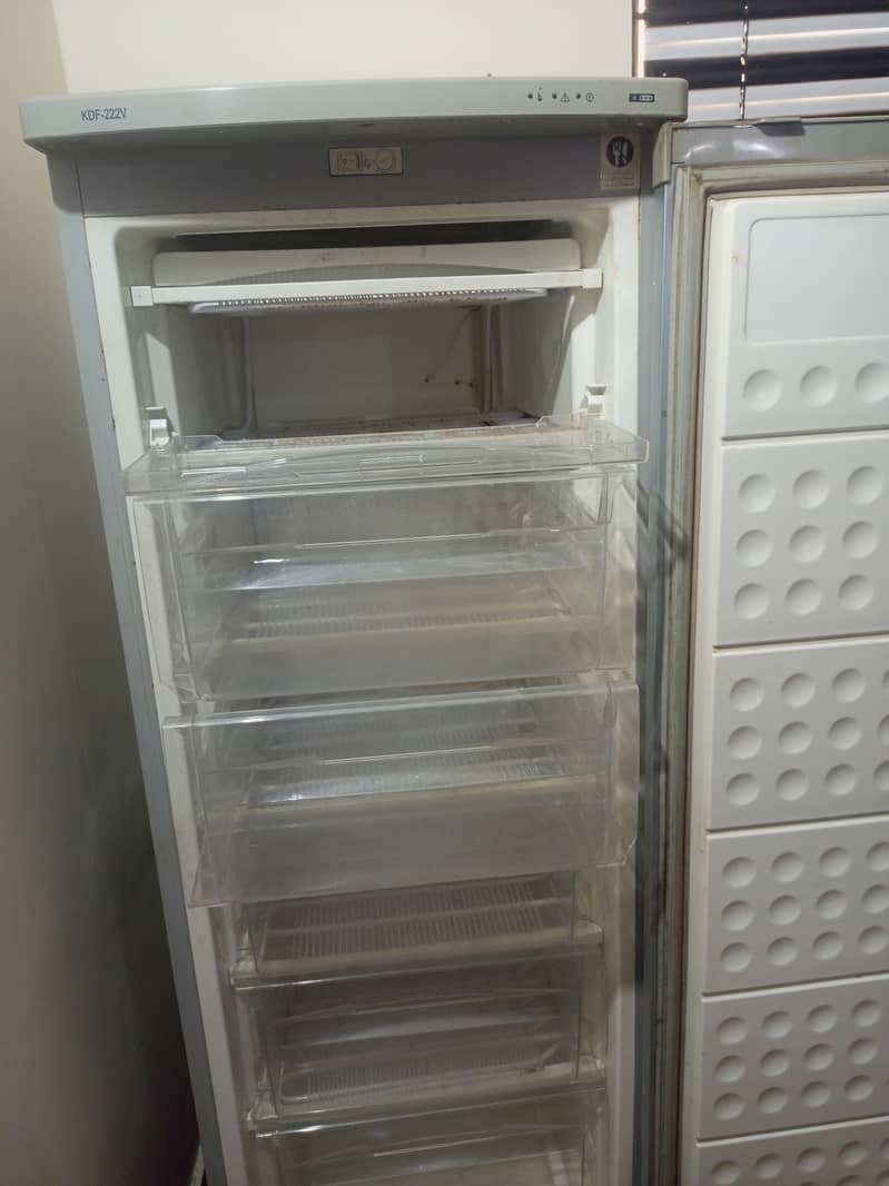 Vertical upright freezer 2