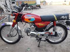 Suzuki 2001 Model - 100cc, Excellent Condition, Ready to Ride!