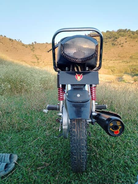 Honda 125 4