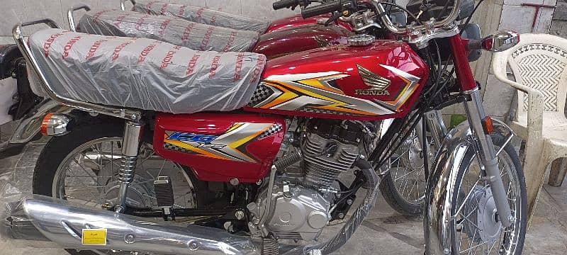 HONDA CG125 2025 NEW MODEL FRESH SERIAL 0/3/3/1/3/8/3/8/2/7/2 WHATSAPP 4