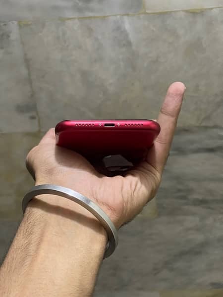 iphone 11 (Jv) Red 4