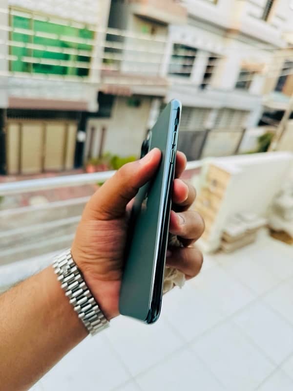 i phone 11 pro max 256 Gb 3