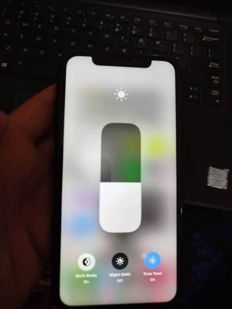 Iphone xr 64 GB factory Unlock Non-PTA 4