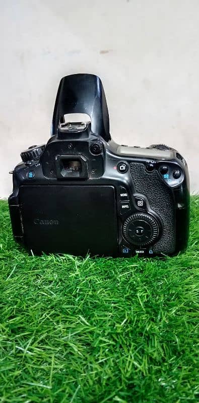 canon 60D 18.55 lans batry chargr watsap nambr 03004513422 2