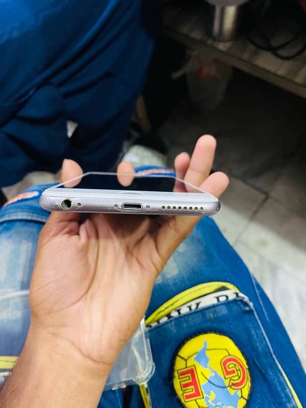 I phone 6 plus PTA aproved 128 GB  10/9 3