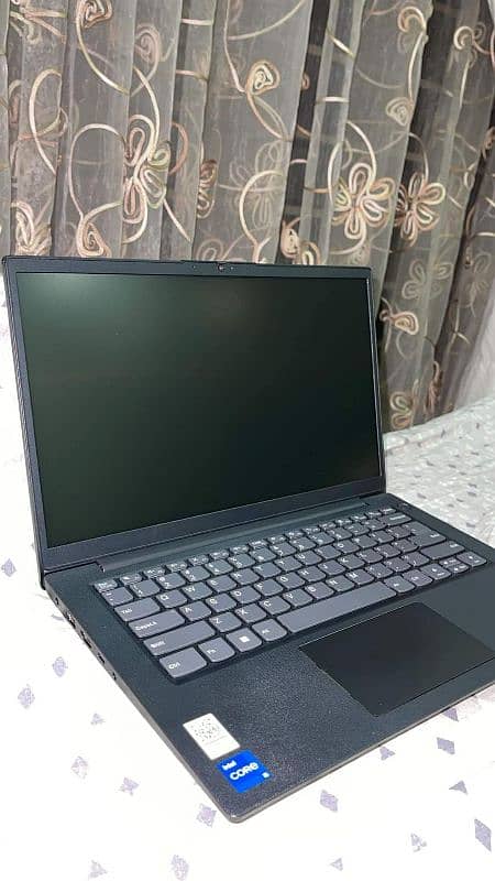 Core i5 12th gen Lenovo v14 laptop for sale 1