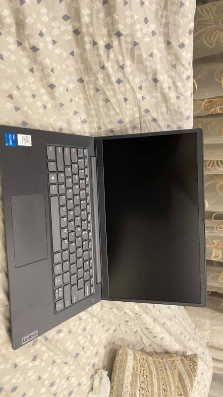 Core i5 12th gen Lenovo v14 laptop for sale 3