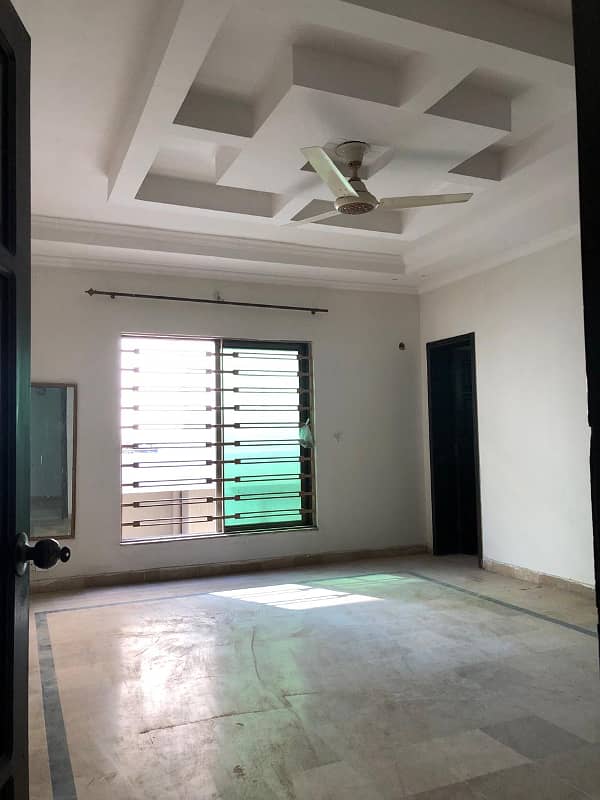 Kanal full house available for Rent in bahria towan Rawalpindi phase 3 16