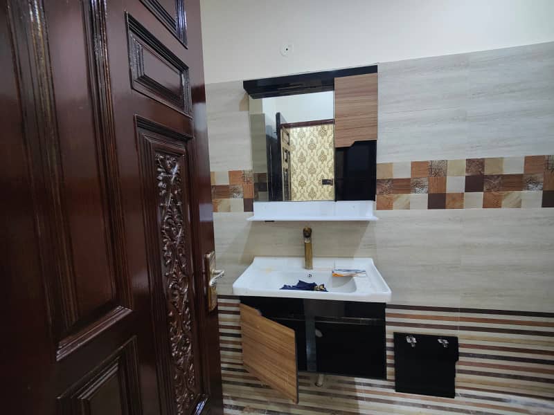 8 Marla House is Available For Rent In Overseas B Block Bahria Town Lahore 5