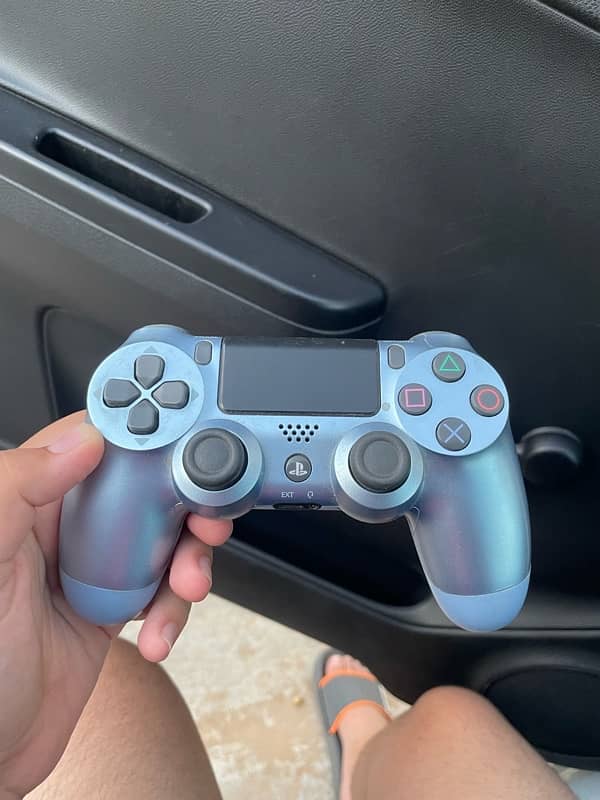 PS4 controller original blue 2