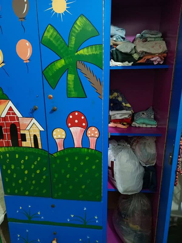 kids cupboard 0