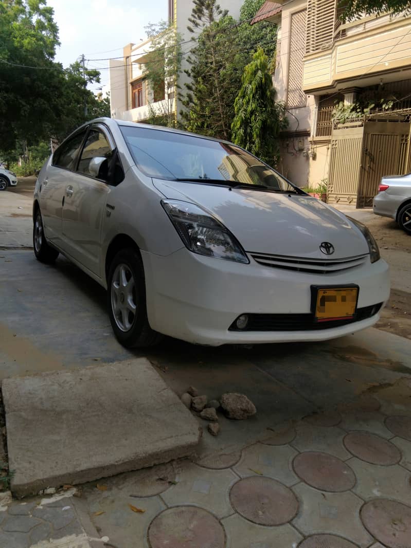 Toyota Prius 2011 3