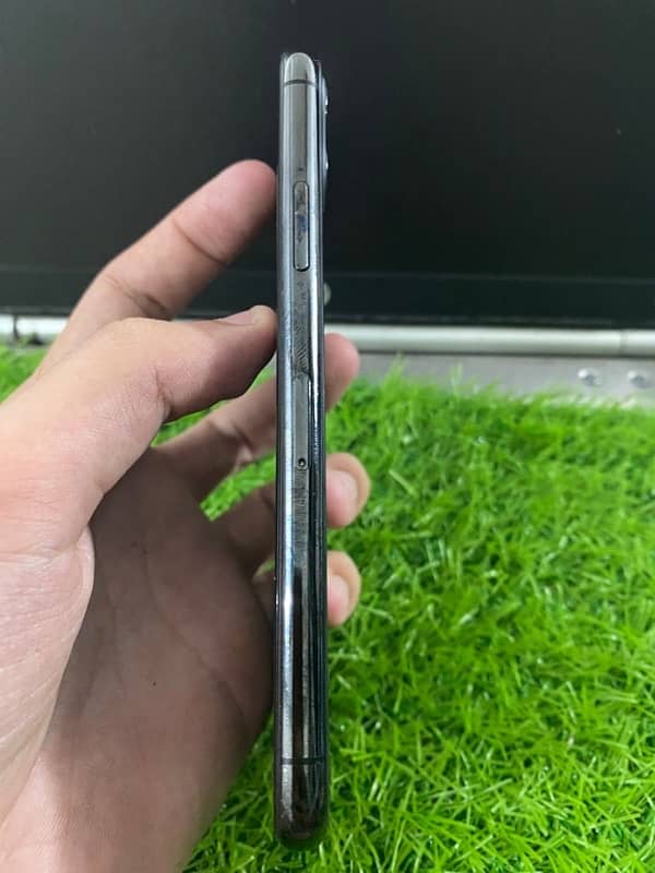 Iphone 11 pro 256Gb approved 4