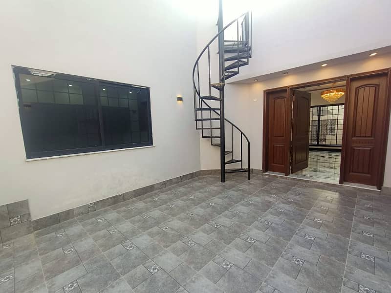 1 Kanal Like Brand New Luxury House Available For Rent In Bahria Town Lahore 11