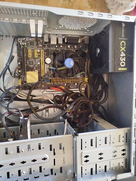 PC I5 4th Generation 8 GB ram SSD Exchange PC okay running conditions 4