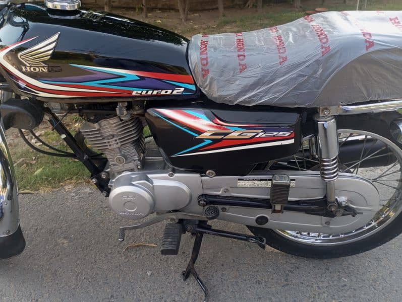 HONDA 125 PH NO 03159468591 LIKE NEW BIKE 2019 1