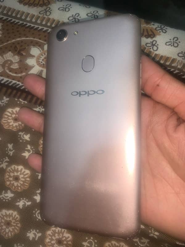 Oppo f5 youth urgent sale 4