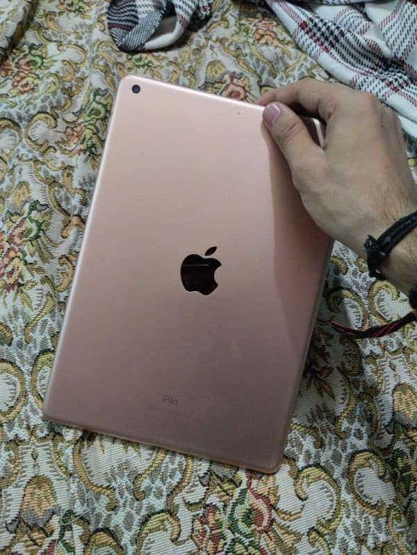 Ipad (8th generation) 3