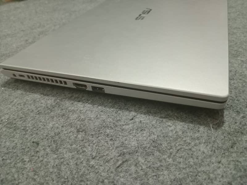 Core i7 10TH GEN Laptop 2