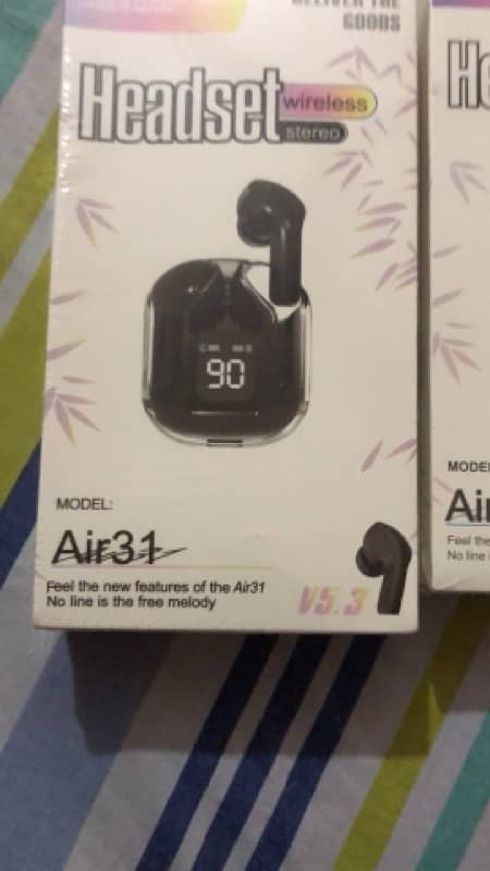 Air 31 Headset brand new ha box pack with silicon pouch 1