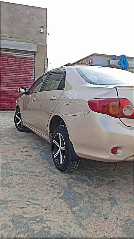 Toyota Corolla GLI 2010 4