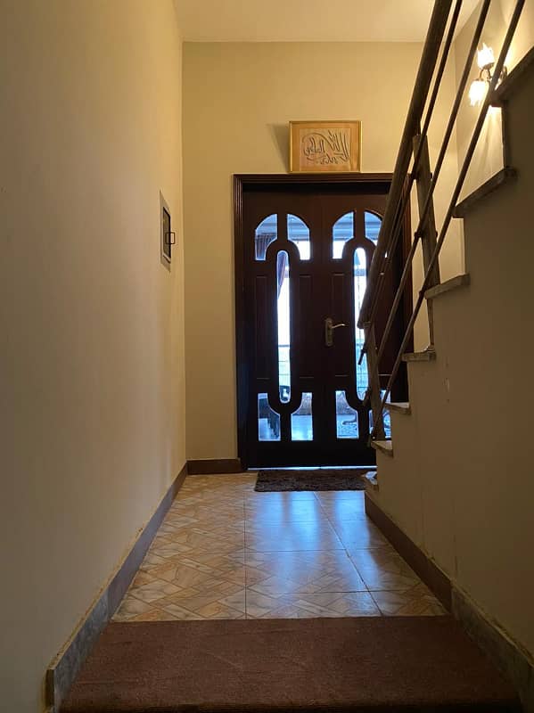 1 BED FURNISHED 625 sqft AA Block Bahria Town Lahore Available for Rent 11