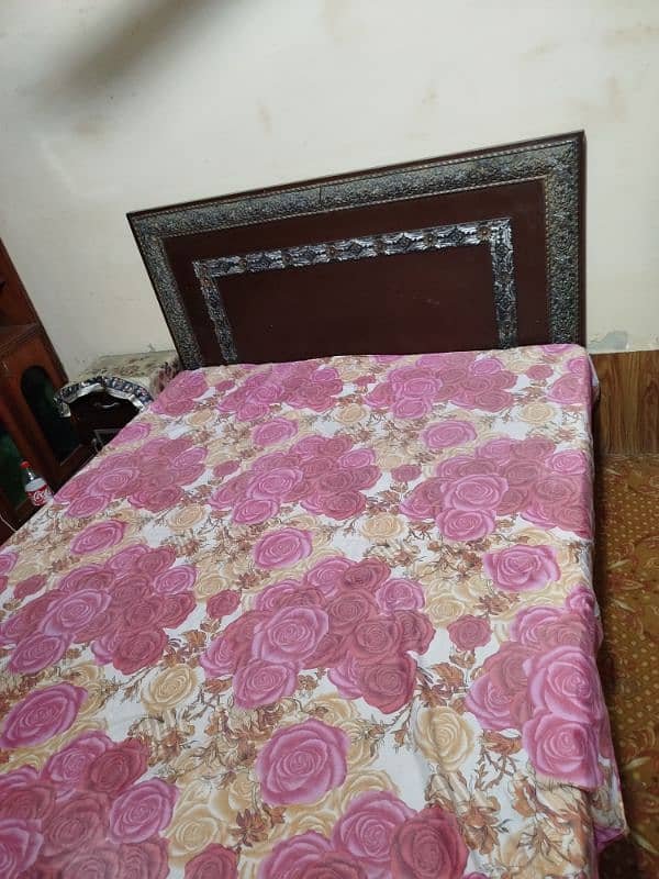 Double bed with dressing with new mattress 03061756055 4