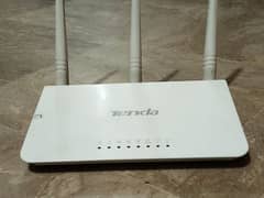 Tenda F3 Network Router