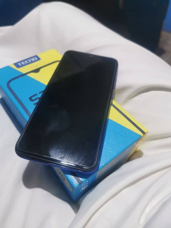 Tecno spark 6go 4gb 64gb 3