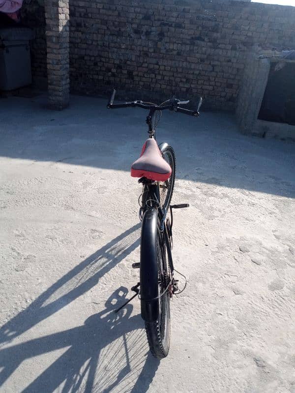 I am selling my cycle due to some financial problem 4