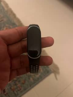 MI BAND 7 (Includes 2 free straps)Price negotiable