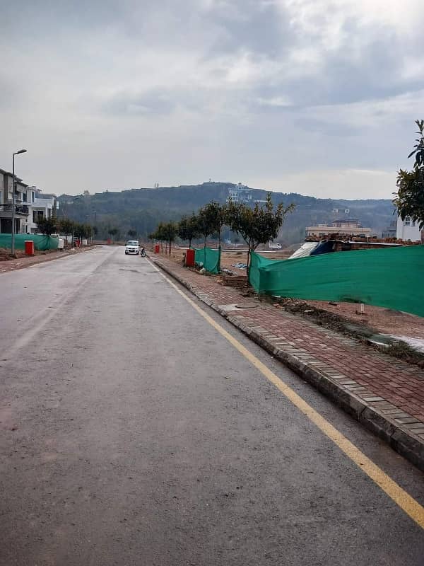 Bahria enclave sector M 1 kanal plot for sale murree view sun facing plot 6