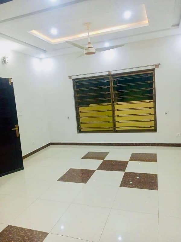 Sector B 5 Marla Brand New House For Sale Near To All Main Facilities 25