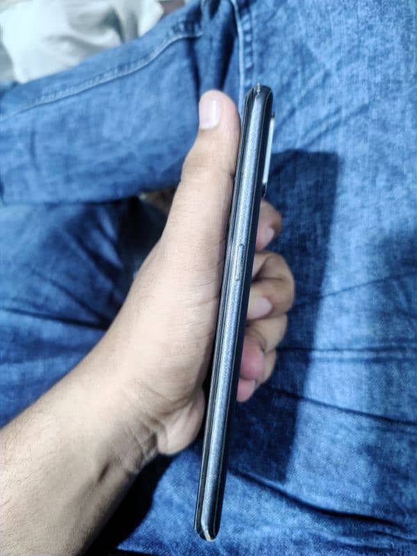 One Plus N10 4