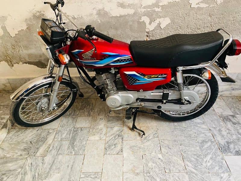 Honda CG125 2024 0