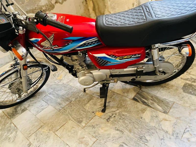 Honda CG125 2024 5