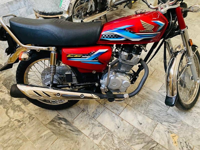 Honda CG125 2024 11