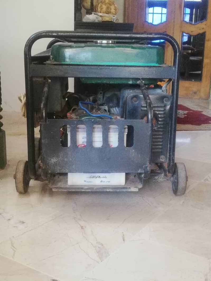 Jasco 8000D-B 6.5 KVA Portable Generator 1