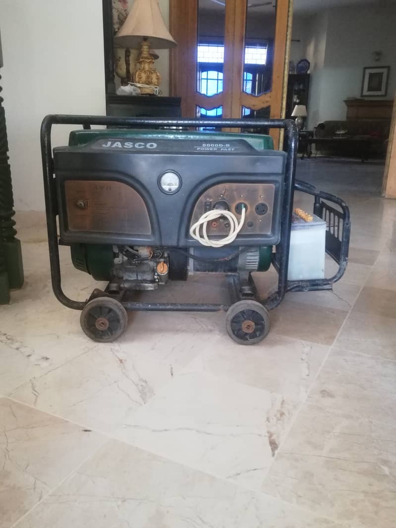 Jasco 8000D-B 6.5 KVA Portable Generator 2