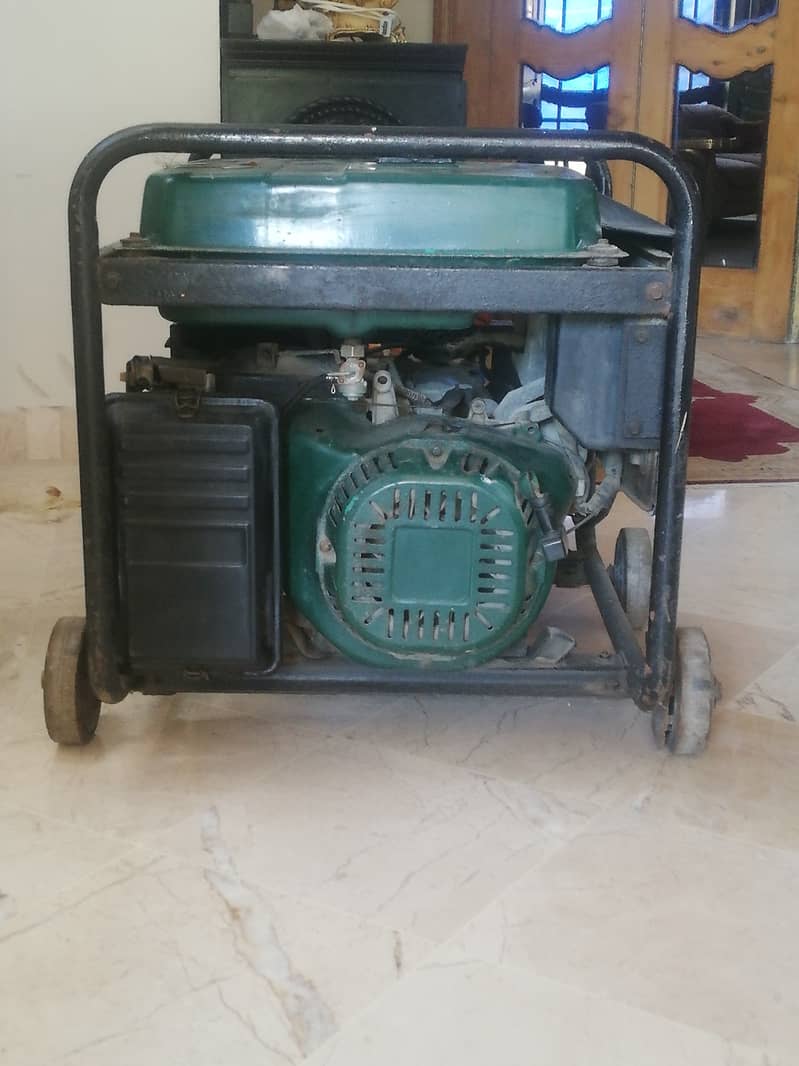 Jasco 8000D-B 6.5 KVA Portable Generator 3