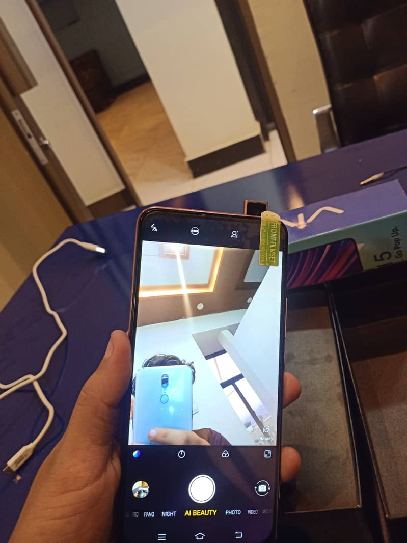 Vivo v15 8/256 5