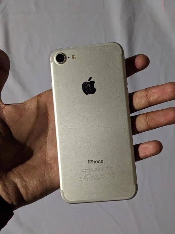 iPhone 7 PTA Approved 128Gb 0