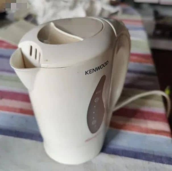 Kenwood Original JK60 Electric Kettle 1