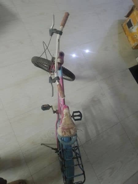 Girls bicycle 4