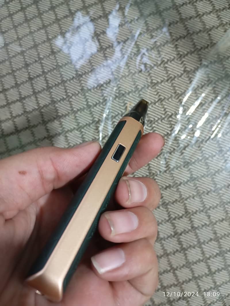 Pod vape, Oxwa Xlim pro leather edition 1