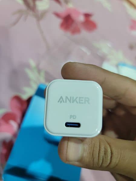 Anker 20w cube charger,Iphone charger 2